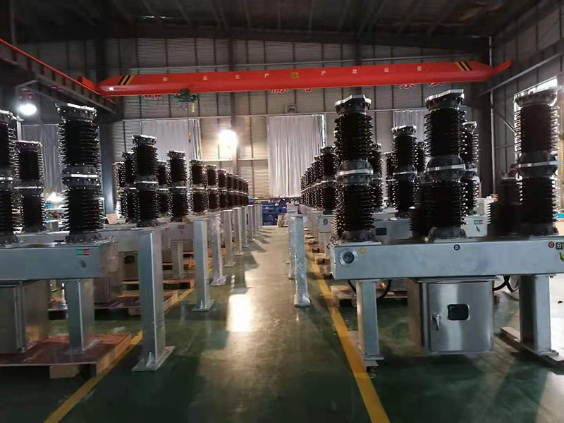 LW16A-40.5 戶外高壓六氟化硫斷路器
